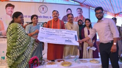 Photo of वन महोत्सव-2026: परसगढ़ी मेडिकल कॉलेज परिसर में पौधरोपण, तेंदूपत्ता बोनस और हरियाली अभियान को मिली नई रफ्तार