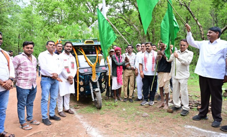 6-km eco-trail launched at Bhoramdeo; eco-tourism gets a new boost alongside jungle safari.