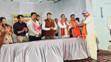 Photo of सहसपुर लोहारा में विशेष राजस्व शिविर की शुरुआत, पहले दिन 96 में से 85 मामलों का मौके पर हुआ समाधान