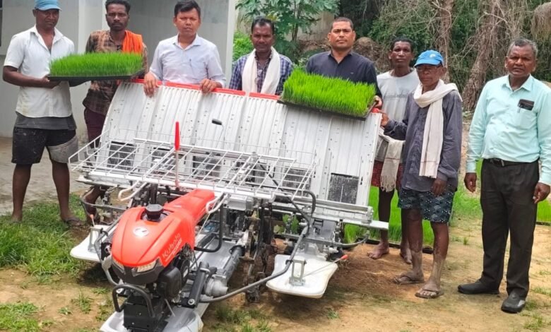 Impact of 'Sushasan Tihar': Farmer receives subsidized modern paddy transplanter after applying.