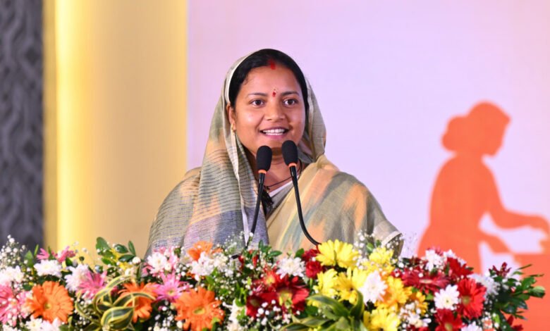Experts shared their experiences at a state-level workshop and pledged to create a drug-free society and uphold respect for senior citizens.