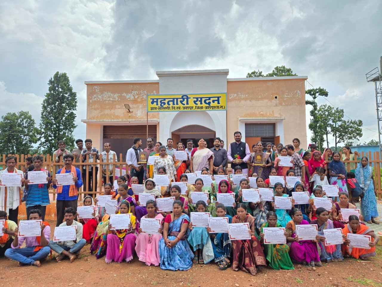 50 women mastered bamboo craft after 30 days of training; 'Jaishcraft' gave a new boost to self-reliance.
