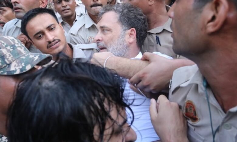Uproar on the streets of Delhi! Stance of Rahul Gandhi and the opposition heats up Parliament—will the government be pushed onto the back foot?