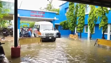 Photo of छत्तीसगढ़ में मानसून की भारी दस्तक: राजनांदगांव जिला अस्पताल के एक्स-रे वार्ड में घुसा पानी, मरीज परेशान, प्रशासन अलर्ट