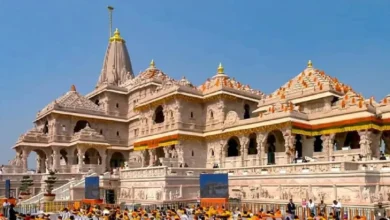Photo of राम मंदिर दान राशि में भयंकर सेंधमारी! गर्भगृह की रखवाली करने वाले ही निकले ‘चोर’, सीसीटीवी फुटेज ने खोला सुरक्षा और शुचिता का काला चिट्ठा
