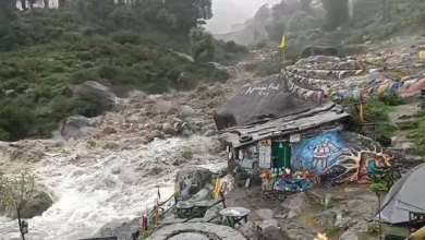 Photo of भीषण मानसूनी तबाही: कई राज्य बाढ़ की चपेट में, प्रशासन फेल, जनता भगवान भरोसे!