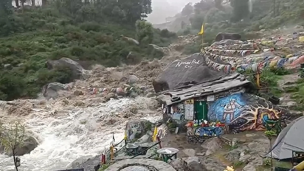 Catastrophic Monsoon Devastation: Several states hit by floods; administration fails, people left to God's mercy!