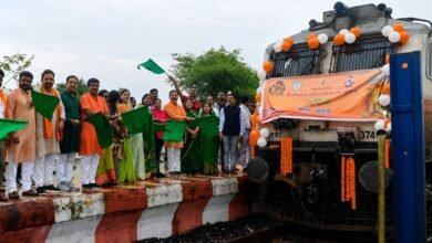Photo of रामलला दर्शन योजना: सरगुजा के 850 श्रद्धालु भारत गौरव ट्रेन से अयोध्या-काशी के लिए रवाना