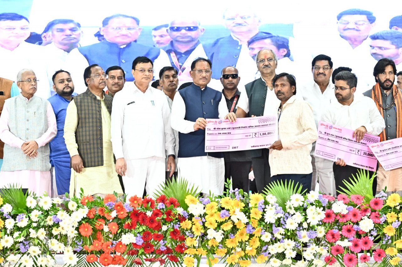 A new picture of worker welfare in two and a half years: 17.82 lakh workers benefited from schemes.