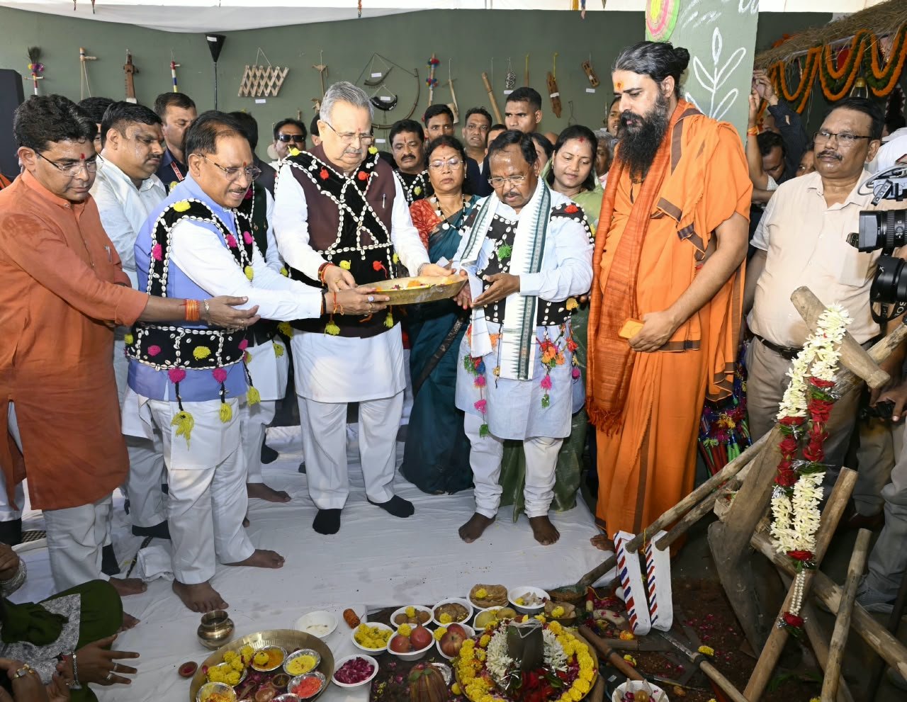 Chief Minister's residence decked up in the spirit of Hareli; CM Sai performs puja of agricultural tools and the cow.