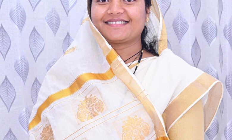 Demand raised for Ambikapur-Nizamuddin Express to halt at Bishrampur; Minister Lakshmi Rajwade takes up the matter with the Railways.