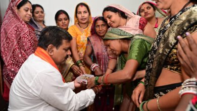 Photo of गुजरात के डेयरी मॉडल से कबीरधाम की दीदियों को मिली नई सीख, विजय शर्मा से मुलाकात कर साझा किए अनुभव