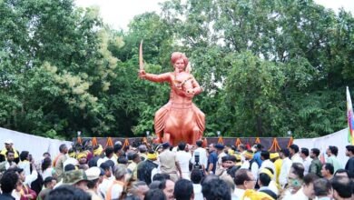 Photo of बेमेतरा में गूंजा वीर नारायण सिंह का गौरव, 6 करोड़ के विकास कार्यों की घोषणा