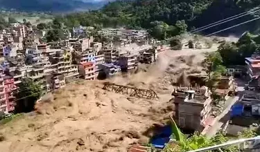 Devastation in Nepal: 177 Indians missing! Himalayan floods wreak such havoc that even rescue teams are overwhelmed.