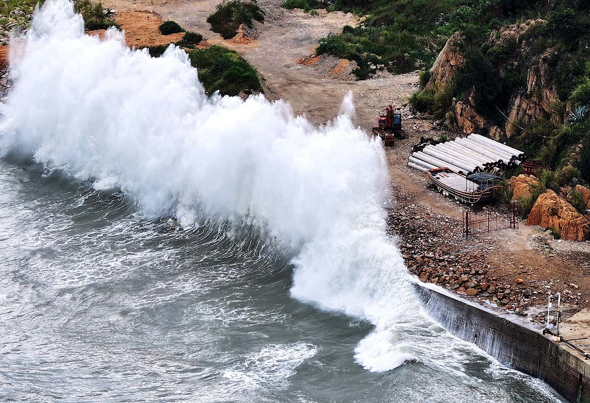 Nature's fury in China! Typhoon Dolphin wreaks havoc as far as Beijing.