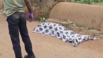 Photo of रायपुर में दोस्ती का खूनी अंत: युवक की हत्या, शव 12 फीट गहरे सीमेंट पाइप में छिपाया