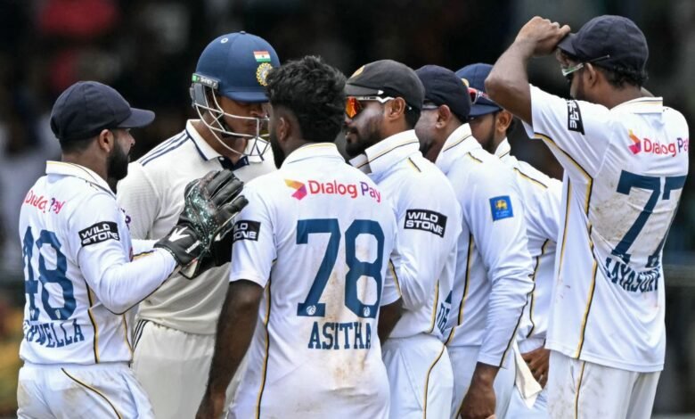 जायसवाल की मैदान पर गर्मागर्मी पड़ी भारी! श्रीलंकाई गेंदबाज से भिड़े, ICC ने ठोका जुर्माना 1 Jaiswal's on-field heated exchange proves costly! Clashed with Sri Lankan bowler; ICC imposes fine.