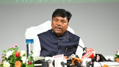 Photo of महाराष्ट्र सीमा पर बाघों के शिकार और तस्करी पर कड़ा रुख, मंत्री केदार कश्यप ने दिया बड़ा बयान