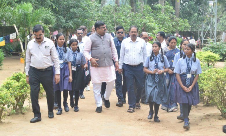 Gajendra Yadav visited remote schools in Dantewada; he interacted with the children and took stock of the education and facilities.