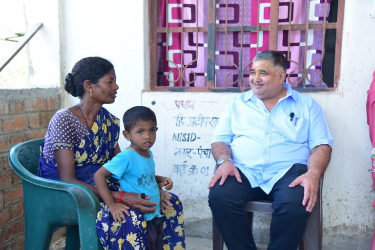 Rajesh Agarwal met PM Awas beneficiaries in Lakhanpur; said a permanent roof has boosted their dignity and self-confidence.