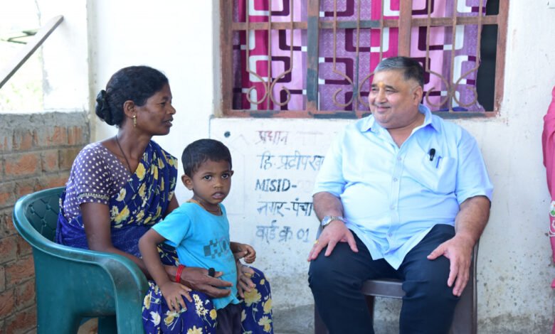 Rajesh Agarwal met PM Awas beneficiaries in Lakhanpur; said a permanent roof has boosted their dignity and self-confidence.