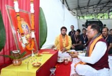Photo of विश्वकर्मा जयंती पर CM साय ने की पूजा-अर्चना, बोले- श्रम और हुनर से बन रहा नया छत्तीसगढ़