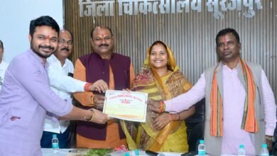 सेवा संकल्प अभियान का आगाज, सूरजपुर में रक्तदान से गूंजा मानवता का संदेश 7 Photo of सेवा संकल्प अभियान का आगाज, सूरजपुर में रक्तदान से गूंजा मानवता का संदेश