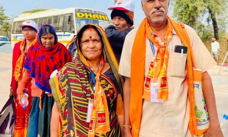 A long-held dream comes true: the couple Doman and Parvati reach the court of Ram Lalla.