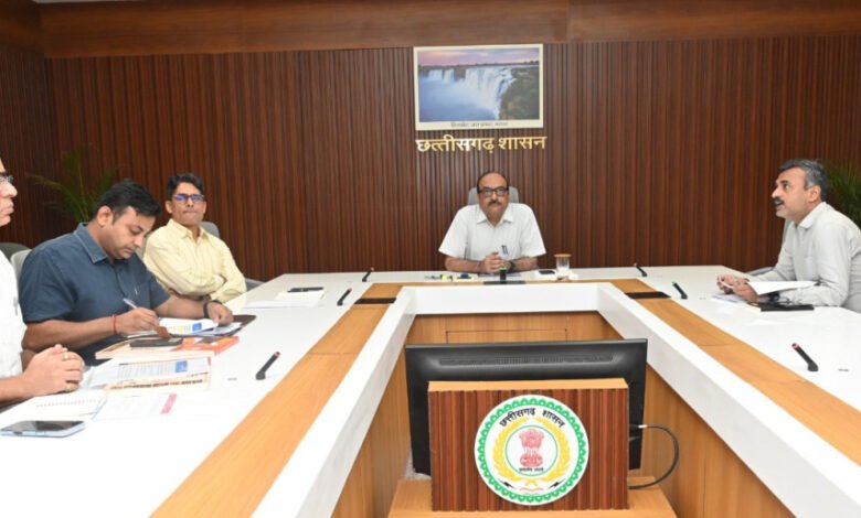 Major focus on the 'Seva Sankalp Abhiyan'; Chief Secretary issues strict instructions to Collectors.