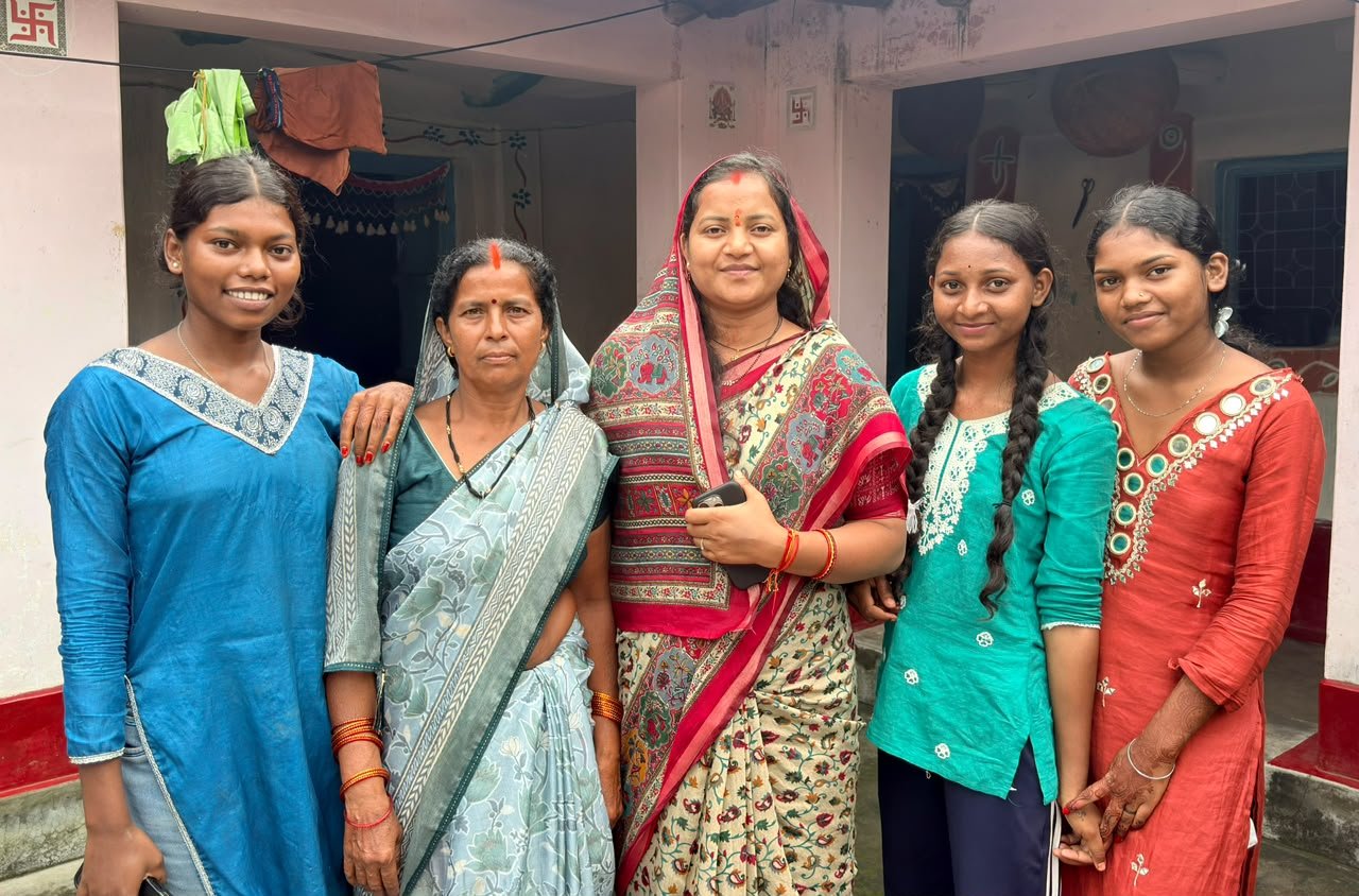 Lakshmi Rajwade visited Kunjanagar; she engaged in direct dialogue with women to assess the impact of the schemes.