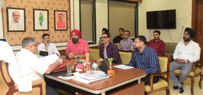 Preparations underway to give Chhattisgarh's tourism a new identity on the national and global stage; association holds key discussion with the Tourism Minister.