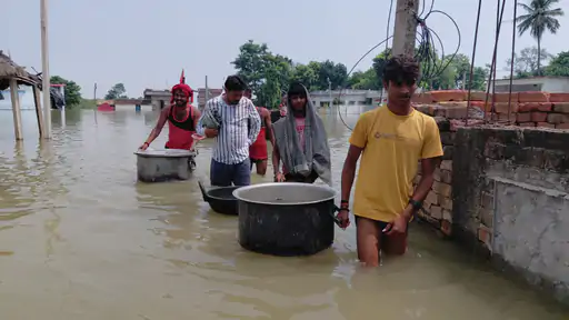 Havoc caused by floods and rains across the country! Embankment breaches in Bihar, over 3.5 million people in distress, and schools closed in several states.