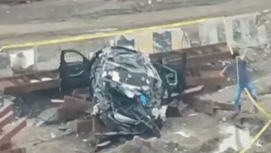 Photo of मुंबई के तटीय रोड पर स्पीड का तांडव, तेज रफ्तार BMW के उड़े परखच्चे; 3 की दर्दनाक मौत