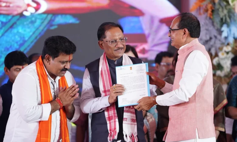 pm-awas-yojana-chhattisgarh-politics-controversy