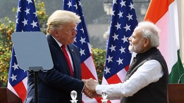 us-house-advances-bill-100-percent-tariffs-india-russia-oil