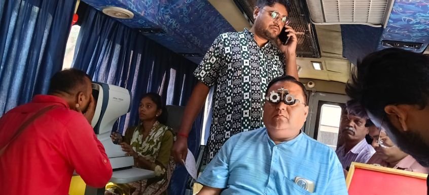The eye health of journalists, who are constantly engaged in the race to cover the news, was also looked after; a special eye check-up camp was organized at the Press Club.