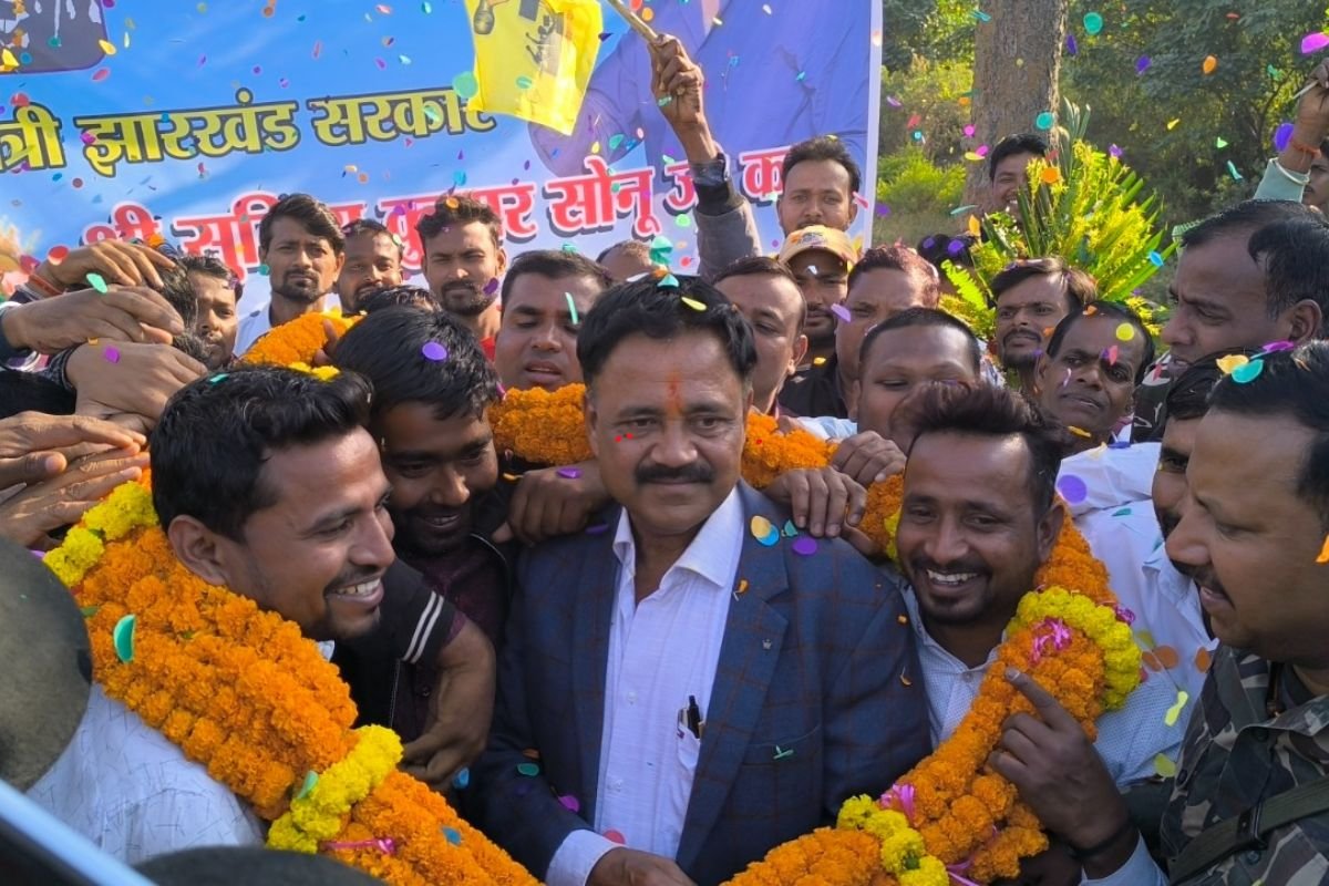 jharkhand-government-minister-sudivya-kumar-sonu-dies-heart-attack