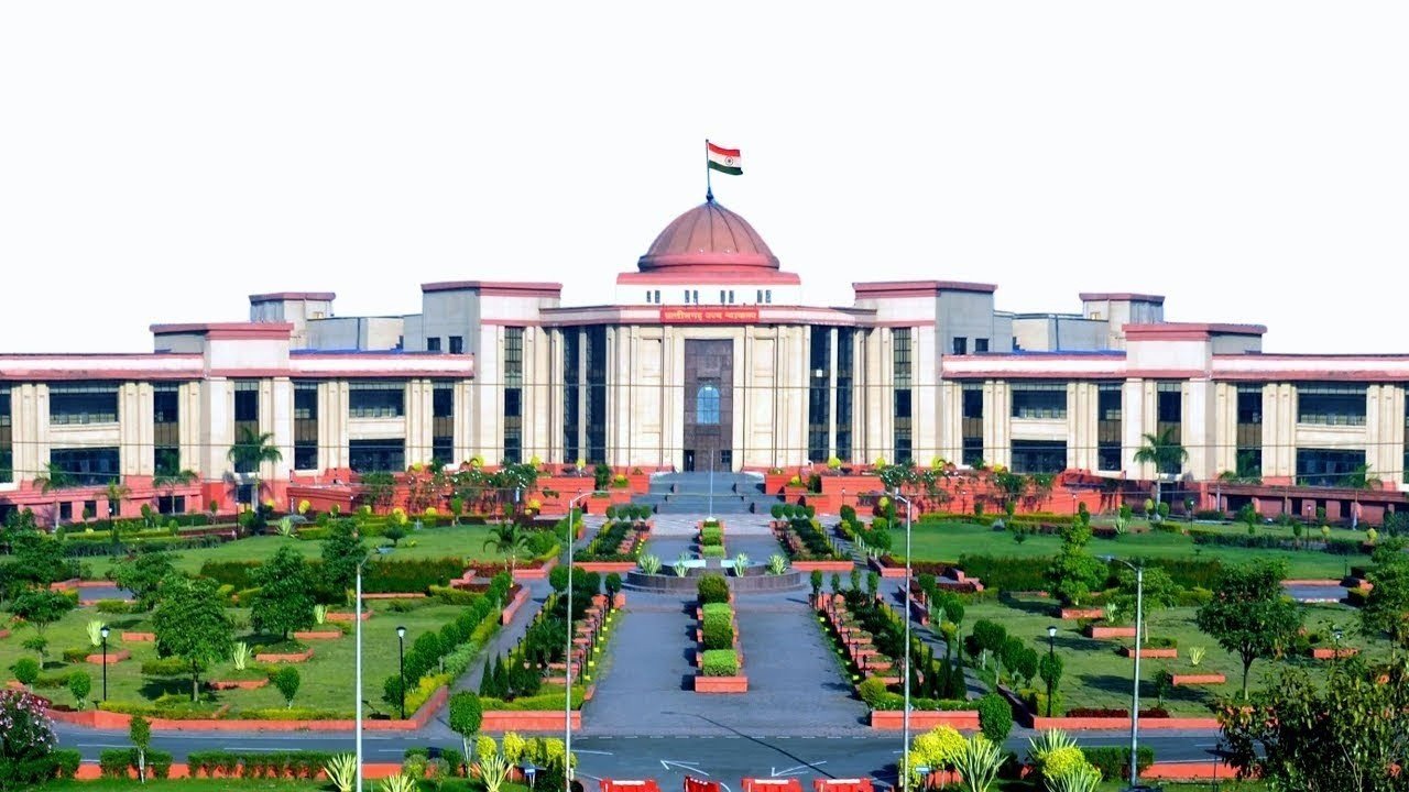 cg-high-court-decision-on-employee-transfer-controversy
