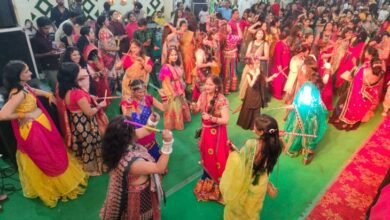Photo of Rent A Garba Partner’ विज्ञापनों पर पुलिस की लाल आंखें: डांडिया नाइट्स के नाम पर जिस्मफरोशी और धोखेबाजी?