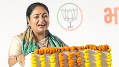 Photo of दिल्ली में वोटर लिस्ट पर मचा हाहाकार: खुद मुख्यमंत्री को थमाया नोटिस, सियासी पारे में उबाल!