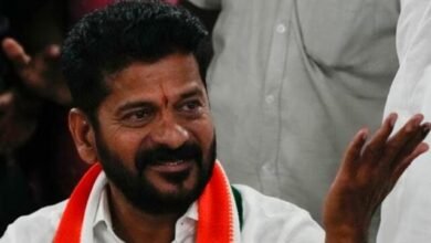 Photo of ‘केसीआर बिहार से तेलंगाना लूटने आए थे’, रेवंत रेड्डी के बयान से भड़का सियासी तूफान!