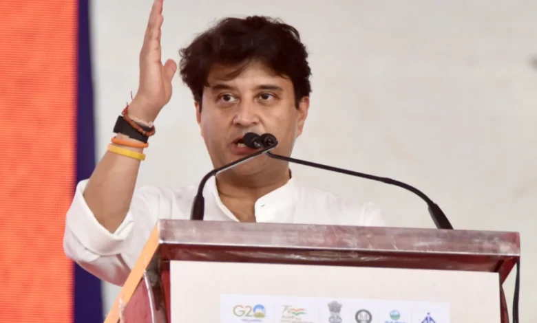 jyotiraditya-scindia-old-maharaj-cricket-video-resurfaces-sparks-controversy