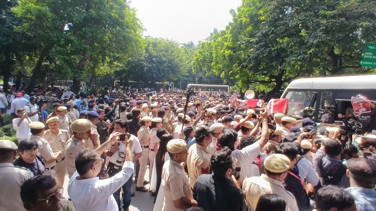 jantar-mantar-protest-delhi-police-clashes-cjp-leaders-detained-security-alert