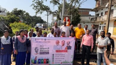 On Gandhi Jayanti, Minister Rajesh Agrawal picked up a broom and conveyed a message of cleanliness and service in Lakhanpur.
