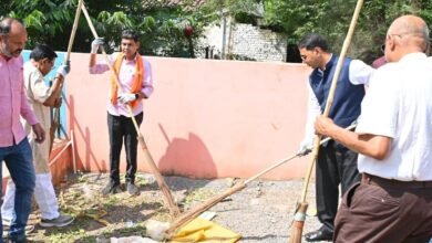 'Seva Sankalp Abhiyan': Message of cleanliness resonates at Balodabazar's Shashthi Temple complex; Revenue Minister Tank Ram Verma picks up a broom.