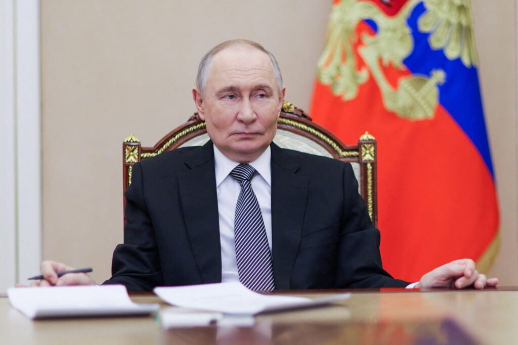 putin-warns-nato-all-weapons-kaliningrad-threat
