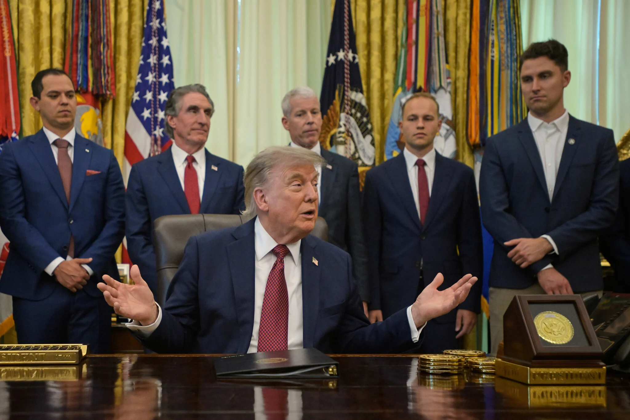 Trump Ukraine president regime change Russia deal