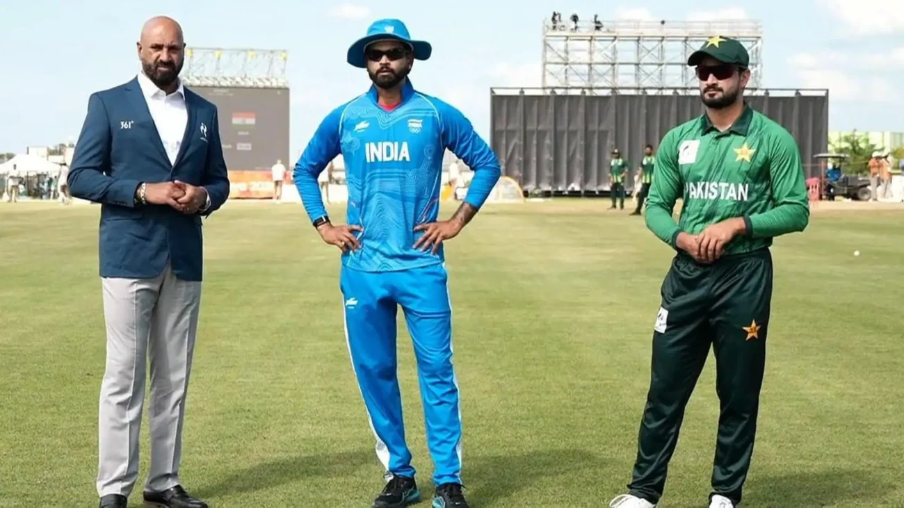 एशियाई खेल 2026: भारत ने फाइनल में पाकिस्तान को चटाई धूल, बिना हाथ मिलाए टॉस जीतकर बल्लेबाजी का लिया फैसला