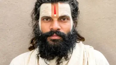 New video of the death of Saint Premanand's disciple in Vrindavan; Rasik Dulari seen on the stairs before going to the rooftop.